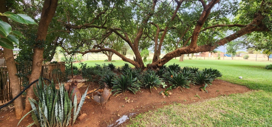 To Let commercial Property for Rent in Rietfontein A H North West